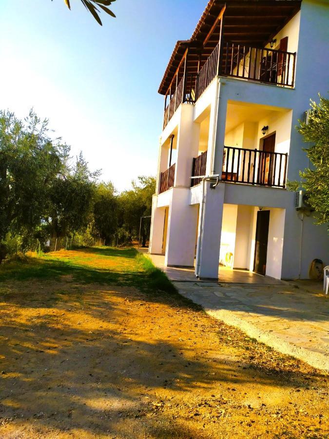 Villa Leonidas Greecefiloxenia Lefokastro Eksteriør bilde