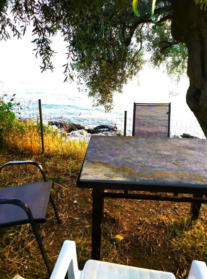 Villa Leonidas Greecefiloxenia Lefokastro Eksteriør bilde